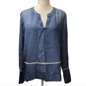 Fourteenth Place Navy Blouse with White Trim